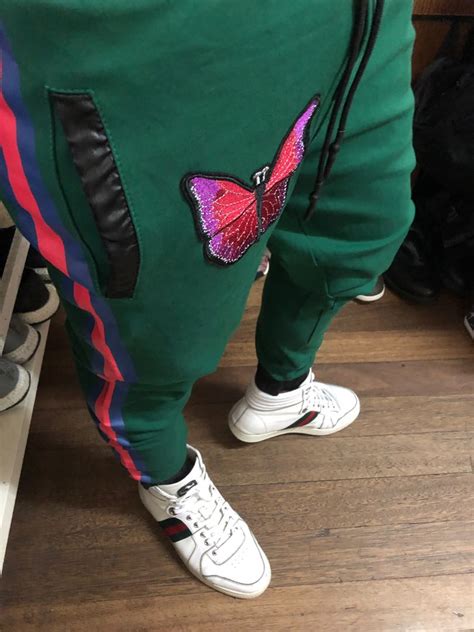 gucci jogginganzüge|Gucci joggers snake.